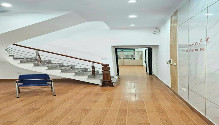 CHO THUÊ NHÀ MẶT PHỐ DƯƠNG VĂN BÉ - HAI BÀ TRƯNG - 63m2 x 4 tầng - 35tr